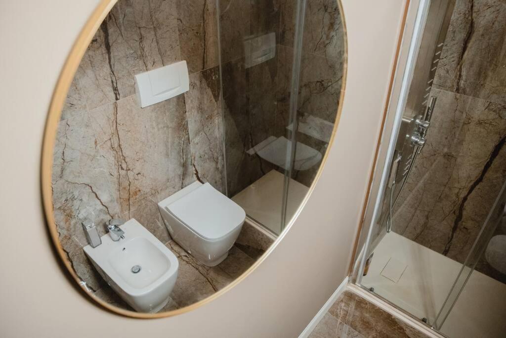 Centro Storico, Centralissimo Luxury Smeraldo Suite Doccia Idromassaggio ,Paniere Gratuito Con Piccola Colazione Равенна Екстер'єр фото