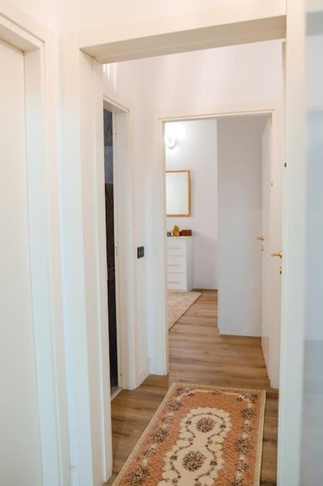 Centro Storico, Centralissimo Luxury Smeraldo Suite Doccia Idromassaggio ,Paniere Gratuito Con Piccola Colazione Равенна Екстер'єр фото