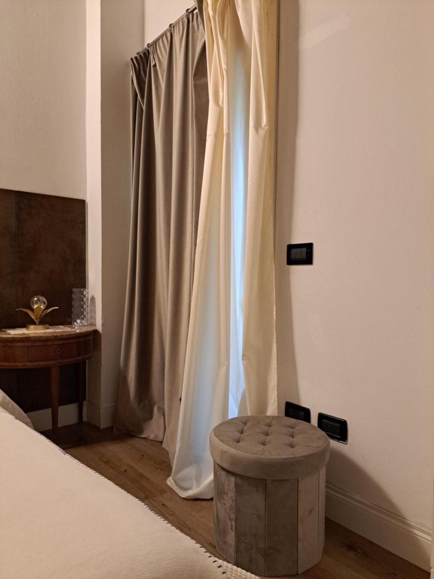 Centro Storico, Centralissimo Luxury Smeraldo Suite Doccia Idromassaggio ,Paniere Gratuito Con Piccola Colazione Равенна Екстер'єр фото